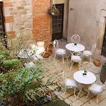 Hotel Raymond Vii
