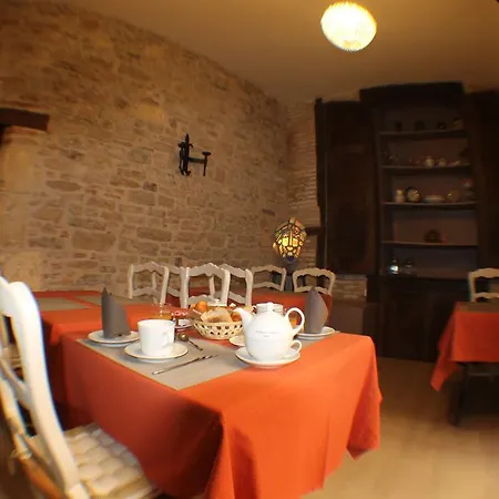 Hotel Raymond Vii