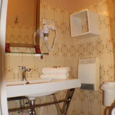 Raymond Vii 3* Cordes-sur-Ciel